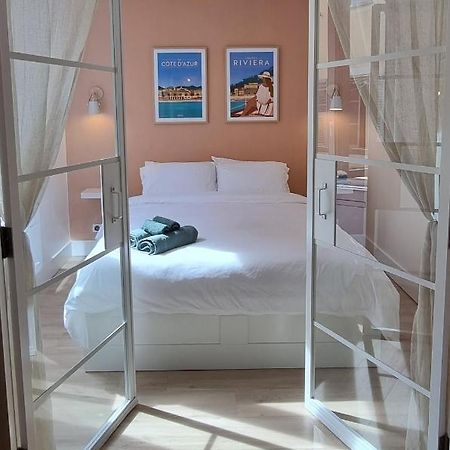Charming Appartement In Vieux Ница Екстериор снимка