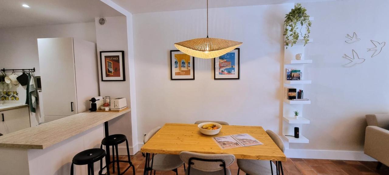 Charming Appartement In Vieux Ница Екстериор снимка