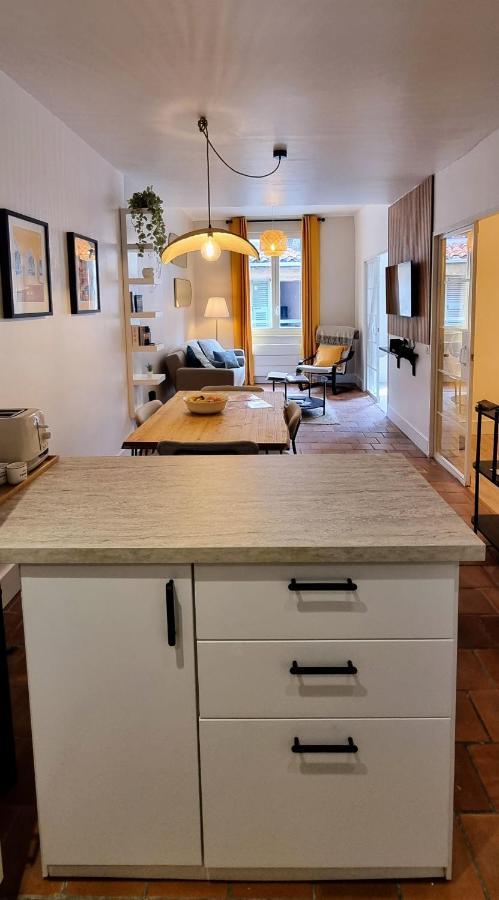 Charming Appartement In Vieux Ница Екстериор снимка